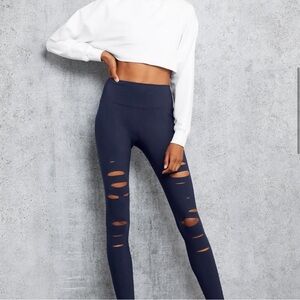 ✨NWT✨ ALO Get Ripped Leggings-Navy